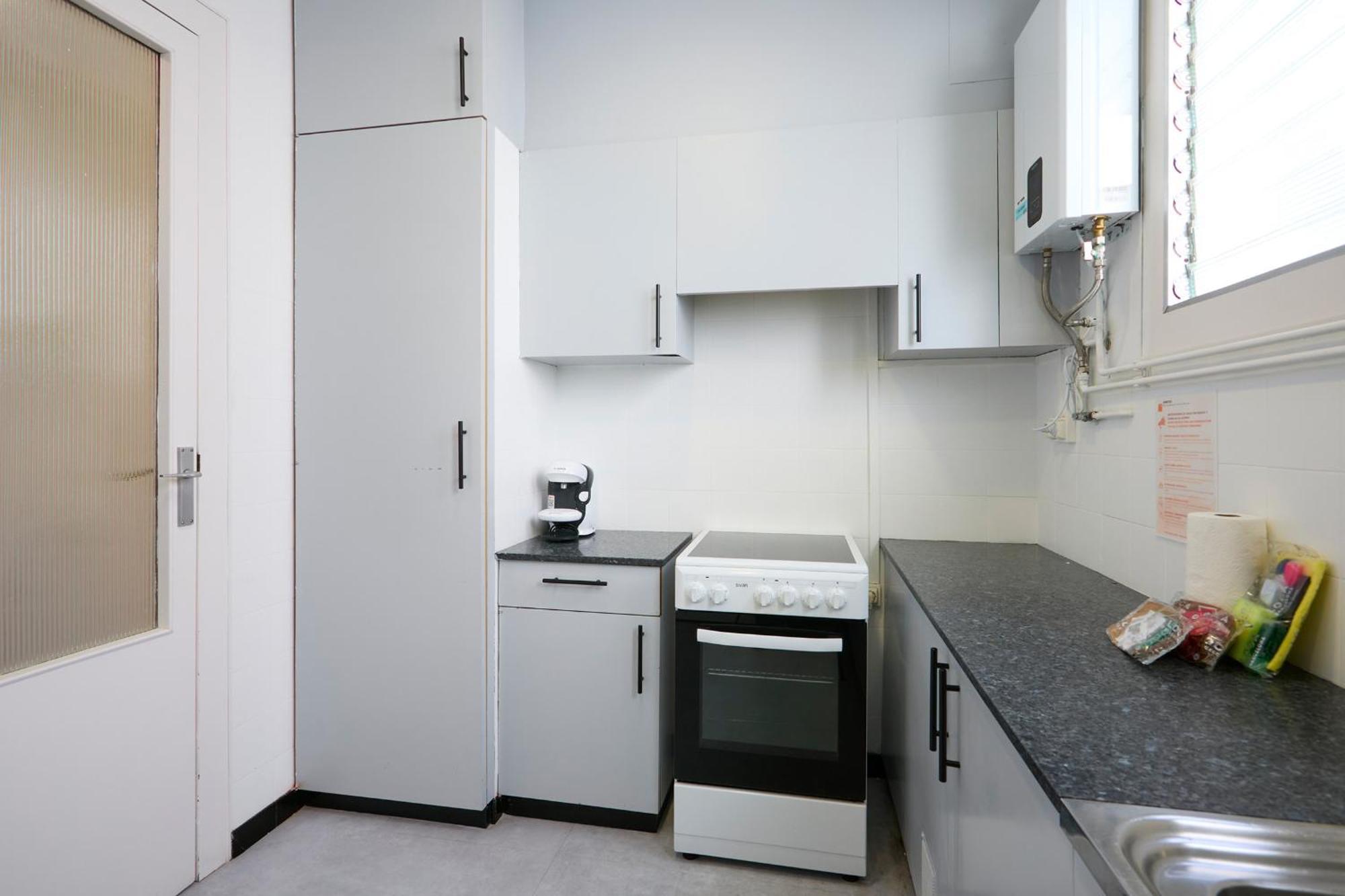 63Par1016- Sunny Apartment In Paralel Barcelona Buitenkant foto